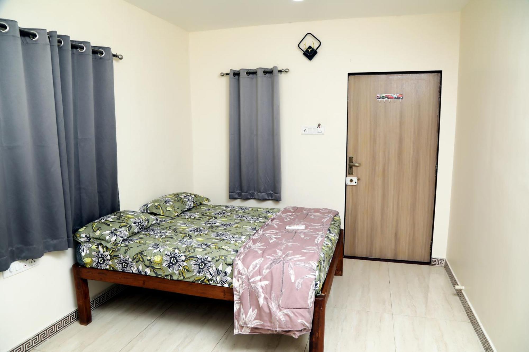 The Royal Ascot Holiday Home Alībāg Cameră foto